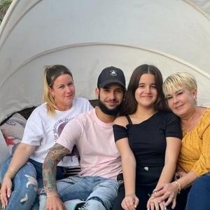 Meet your Posher, Amarilys